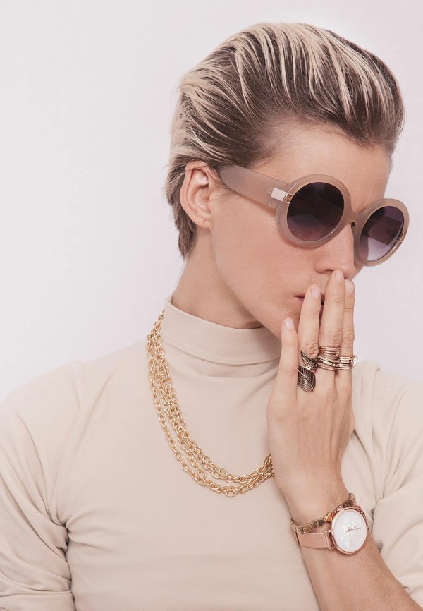 Comment entretenir les cheveux courts pour femme ?