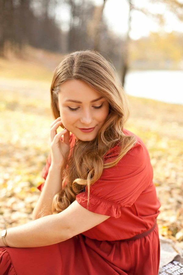 Robe terracotta : une tenue de luxe confortable